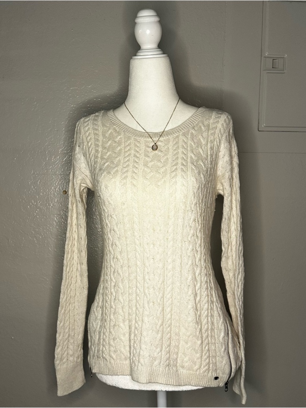 American Eagle Outfitters Cream Cable-Knit Sweater Top